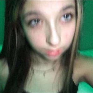 Meet your Posher, Chloe